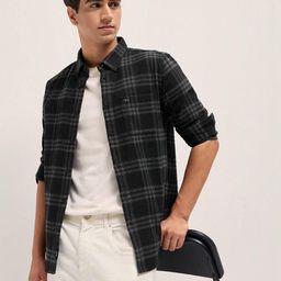 THE BEAR HOUSE Men Slim Fit Tartan Checks Button-Down Collar Pure Cotton Casual Shirt-picture-39