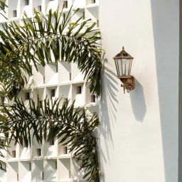 Whispering Homes Lumen Solar Powered Outdoor Wall Light-image-48