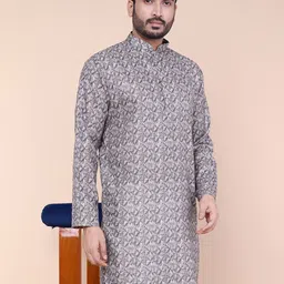 W & G Men Geometric Printed Kurta-image-91