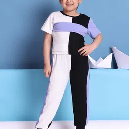 Baawri Girls Colourblocked Short Sleeves Pure Cotton T-Shirt With Joggers-image-97