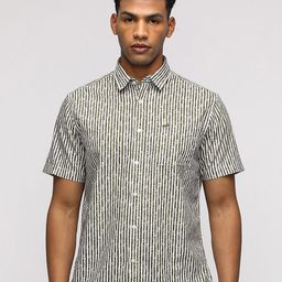 Crocodile Men Comfort Spread Collar Striped Cotton Casual Shirt-image-42