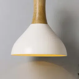 Homesake White Cubist Crown Shaped Lamp with Wooden Holder - Set of 1-6