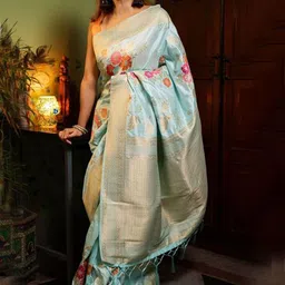 SHOP DROP Floral Woven Design Banarasi Pure Silk Saree-image-43