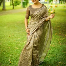 KALINI Geometric Block Print Saree With Blouse Piece-10