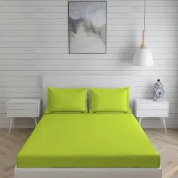 Layers Be Bold Solid Green 144 TC Cotton Queen Bed Sheet with 2 Pillow Covers-34