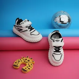 Truffle Collection Unisex Kids PU Sneakers-95