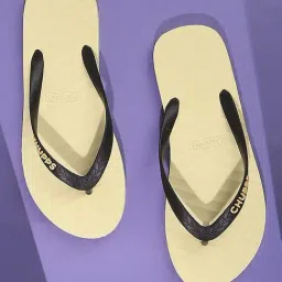 Chupps Men's Banana Leaf Black Flip Flops-image-97