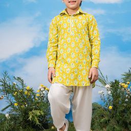 VASTRAMAY Boys Floral Printed Regular Kantha Work Kurta with Patiala-18