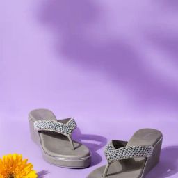 Inc.5 Women's Silver Thong Wedges-picture-45
