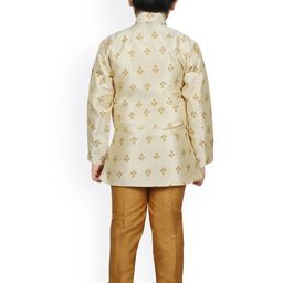 SG YUVRAJ Boys Cream-Coloured & Gold-Coloured Printed Sherwani Set image 3