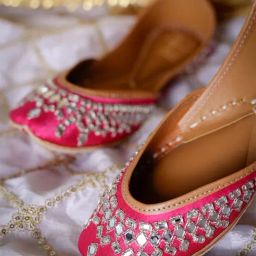 Glam Story Women's Juliet Pink Ethnic Juttis-image-97