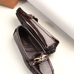 knoos Women Textured Smart Casual Loafers-image-10