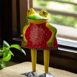 ExclusiveLane Red & Green Sheet Metal Frog Maiden Garden Showpiece - Set of 1-20