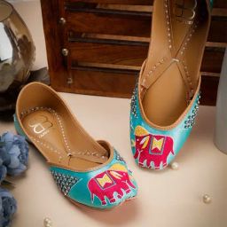 Glam Story Women's Inara Turquoise Ethnic Juttis-image-93