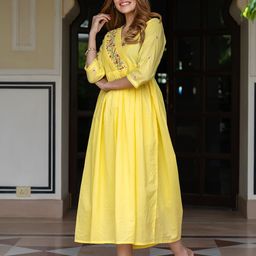 The Roadster Lifestyle Co Floral Embroidered Pure Cotton V-Neck Midi Dress-image-27
