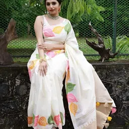 CANIZZARO Women Floral Printed Zari Silk Blend Banarasi Saree-picture-18