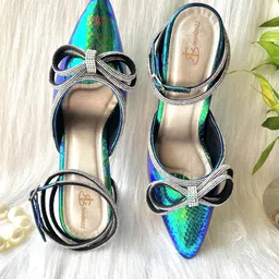 Insolito22 Block Pumps with Bows image 2