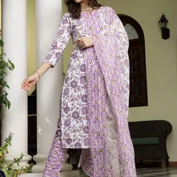 Stylum Women Pure Cotton Printed Kurta Set-picture-39