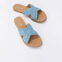 Forever Glam by Pantaloons Women Textured Ethnic Open Toe Flats-41