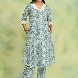 The Woman Store Ikkat Printed Mandarin Collared Tunic With Trousers Co-Ords-picture-3
