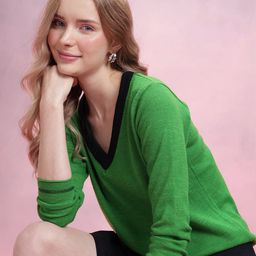 DressBerry V-Neck Regular Fit Pullover-picture-11