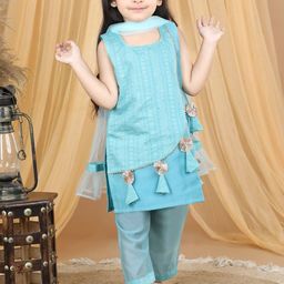 Here&Now X Kinder Kids Girls Floral Embroidered Regular Pure Cotton Kurta with Trousers-picture-8