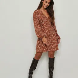 DressBerry Women V-Nec Puff Sleeve Abstract Printed Empire Mini Dress-picture-15