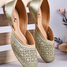 Froh Feet Embellished Ethnic Mojaris Flats-48