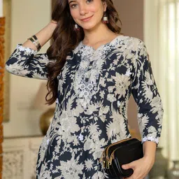 BKApparels Floral Printed Notch Neck Straight Cotton Kurta-picture-4