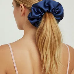 Mueras Women Oversized Scrunchie-image-88