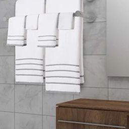 Mark Home Simply Soft White Cotton 500 GSM Zero Twist Anti Bacterial Bath Linen Set-image-68