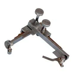 MAURYA SCIENTIFIC Brass Mechanical Stage with Marking for Student, Medical Microscopes-40