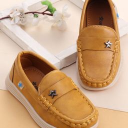Cute Walk by Babyhug Slip On Solid Coloured Loafers - Tan-image-90