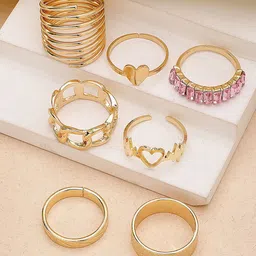Bohey by KARATCART 5Pcs Gold-Plated Intricate Details Finger Ring-46