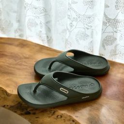 Lotto Men's Momentum Flip-Flop for Men's Green & Sandshell Thongs-image-9