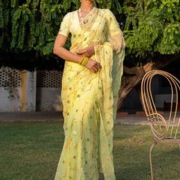 Geroo Jaipur Lime Green Handcrafted Gota Jaal Chiffon Saree-picture-2
