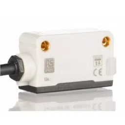 RS PRO Diffuse Photoelectric Sensor & Block Sensor 300 mm Detection Range, 2024435 image 2