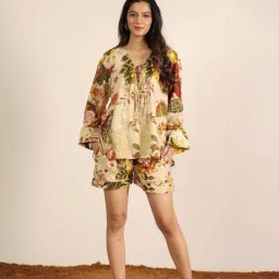 KAORI BY SHREYA AGARWAL Multi Cotton Floral Shorts-image-59