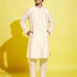 VASTRAMAY Boys Cream Solid Full Sleeves Kurta Sets-image-86