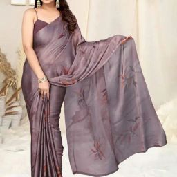MIRCHI FASHION Purple Printed Saree With Unstitched Blouse-image-57