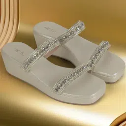 Metro Women's Gold Slides-picture-37