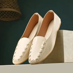 Clog London Women's Off White Casual Loafers-image-9