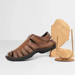 Hitz Men's Tan Fisherman Sandals-picture-21
