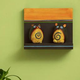 ExclusiveLane Terracotta 'Twin Owl Pot-Faces' With Wooden Wall Shelf-image-4