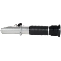 MCP Metal and Polypropylene Refractometer (Black) image 2