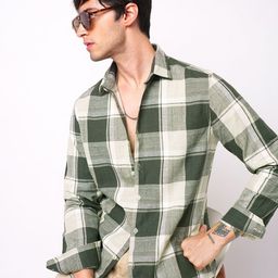 VASTRADO Men Classic Slim Fit Buffalo Checked Spread Collar Cotton Casual Shirt-picture-2