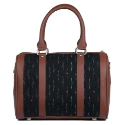ZOUK Black Printed Medium Duffle Bag image 2