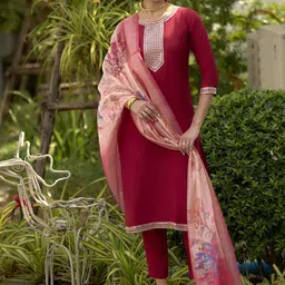 SHREE LAXMINARAYAN EXPORT Women Floral Embroidered Regular Kurti with Trousers & With Dupatta-picture-53