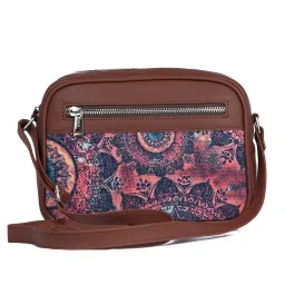 ZOUK Pink Printed Small Cross Body Bag image 2