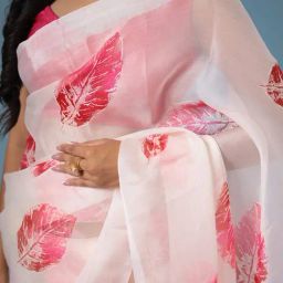 Zari Jaipur White & Pink Printed Saree With Unstitched Blouse image 5